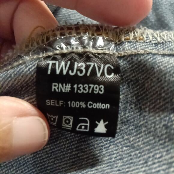 POL Women's Medium Studded Distressed Denim Jean Jacket Light Wash Trucker Coat - Picture 6 of 9